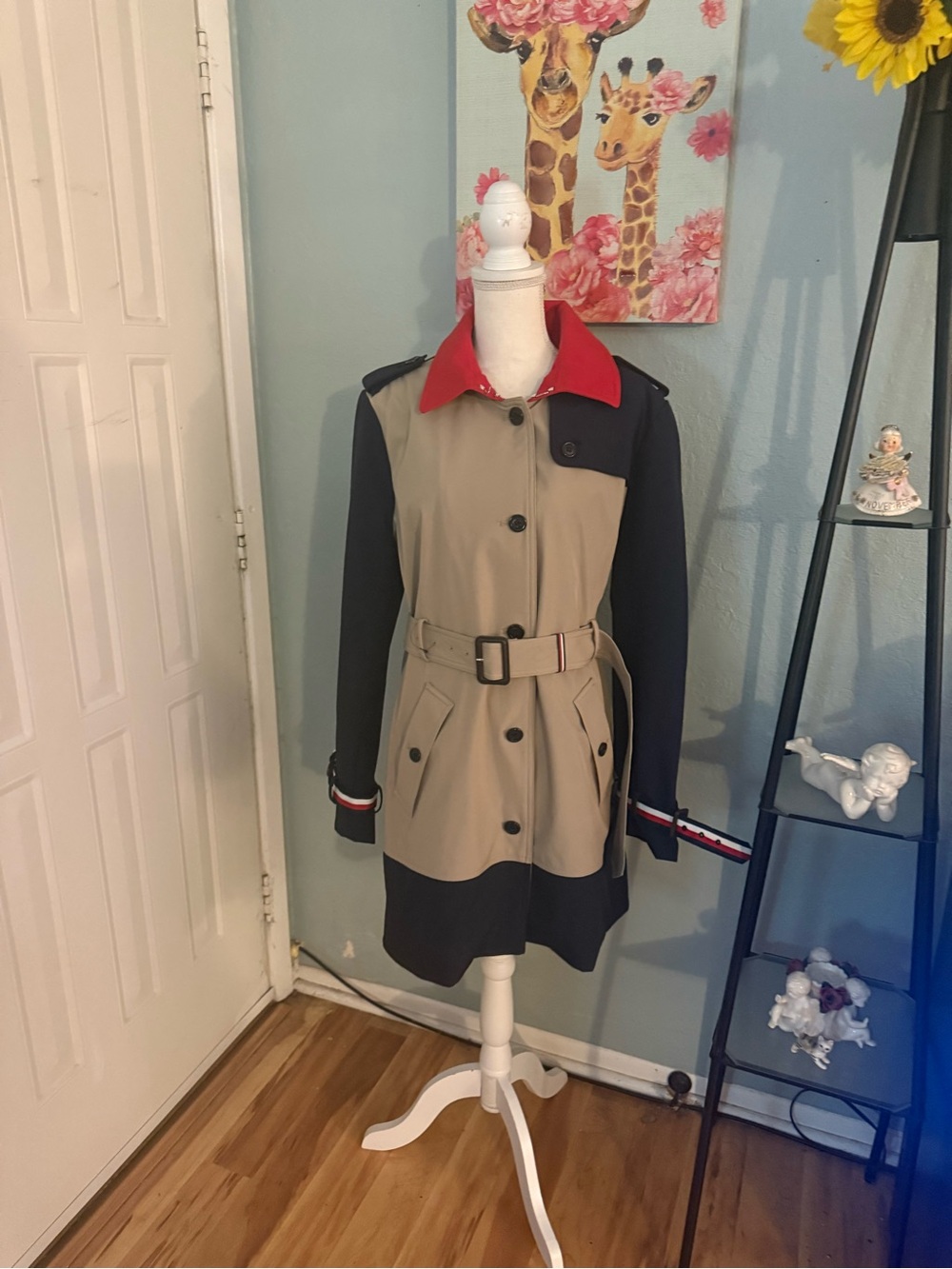Tommy Hilfiger Trench Coat